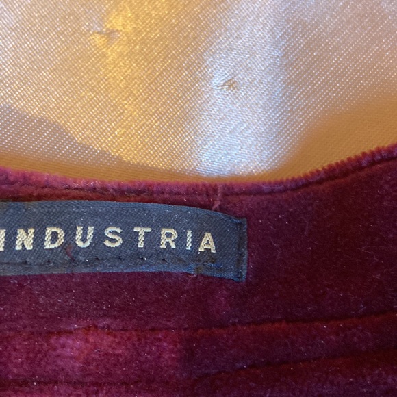 Italian Velour pants with side zipper - Picture 2 of 3